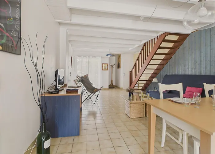 Maison Pour 4 Avec Jardin Sur Hébergement de vacances